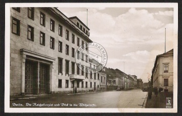 Berlin Die Reichskanzlei und Blick in die Wilh 