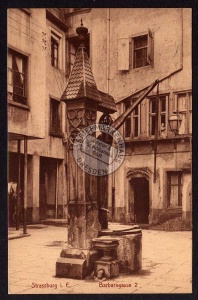 Strassburg i. Elsaß Barbaragasse Brunnen 1909 