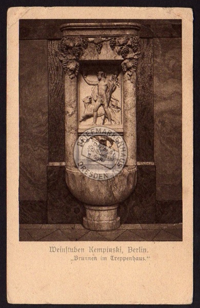 Berlin Weinstuben Kempinski Brunnen im Treppen 