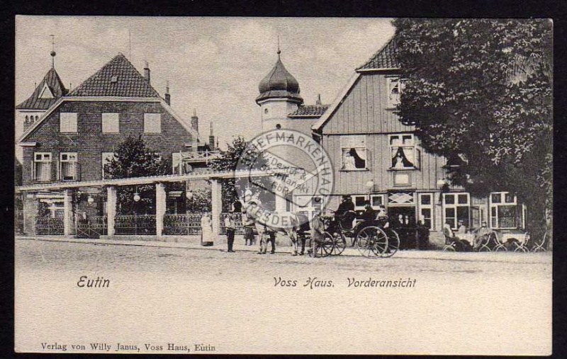 Eutin Voss Haus Vorderansicht Pferdekutsche 